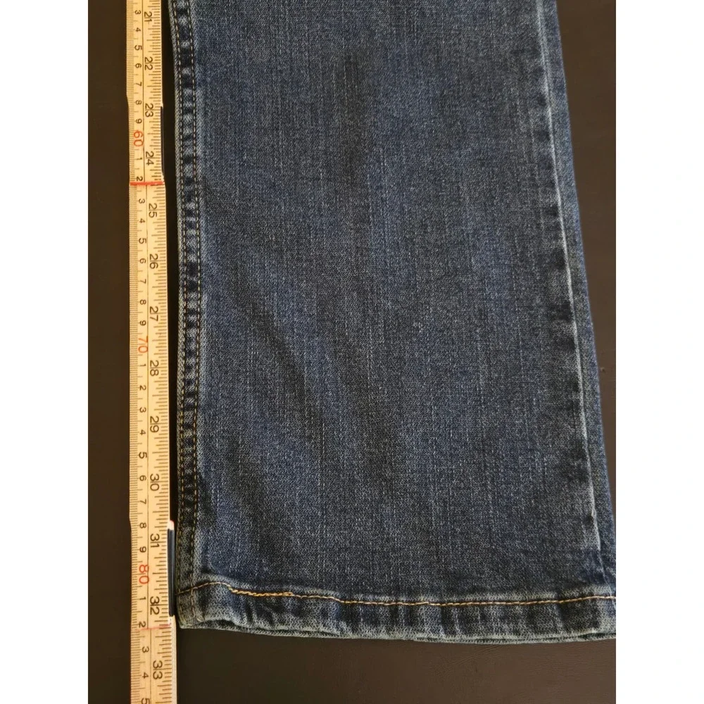 Wrangler Mens 32x32 Straight Fit Jeans Dark Indigo Blue  NWT
